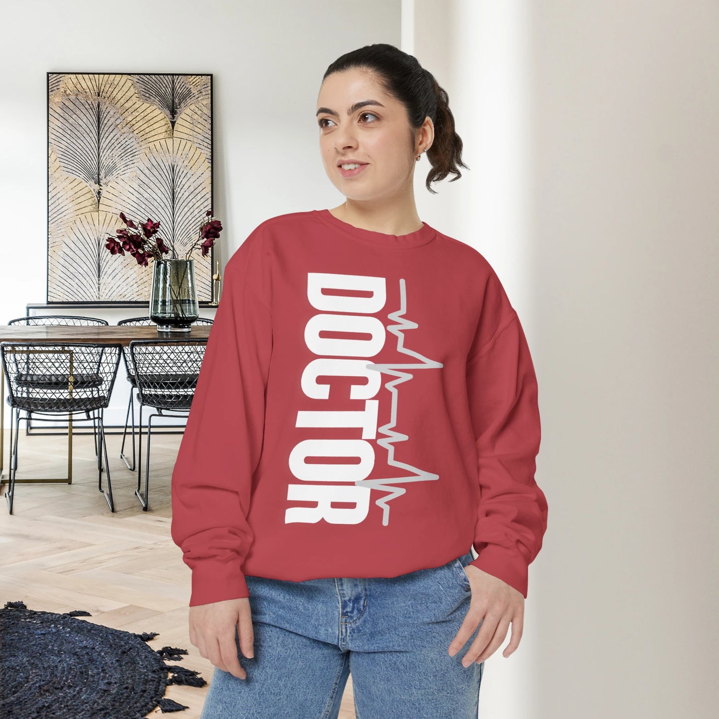 DOCTOR / Unisex Garment-Dyed Front Print Sweatshirt