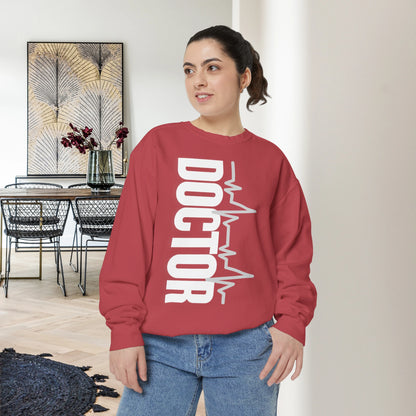 DOCTOR / Unisex Garment-Dyed Front Print Sweatshirt
