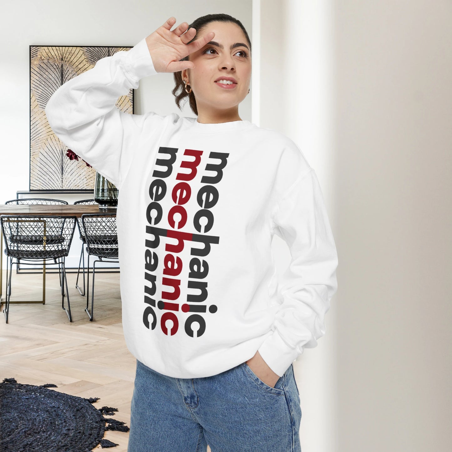 MECHANIC / Unisex Garment-Dyed Front Print Sweatshirt