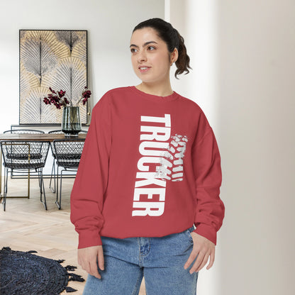 TRUCKER / Unisex Garment-Dyed Front Print Sweatshirt
